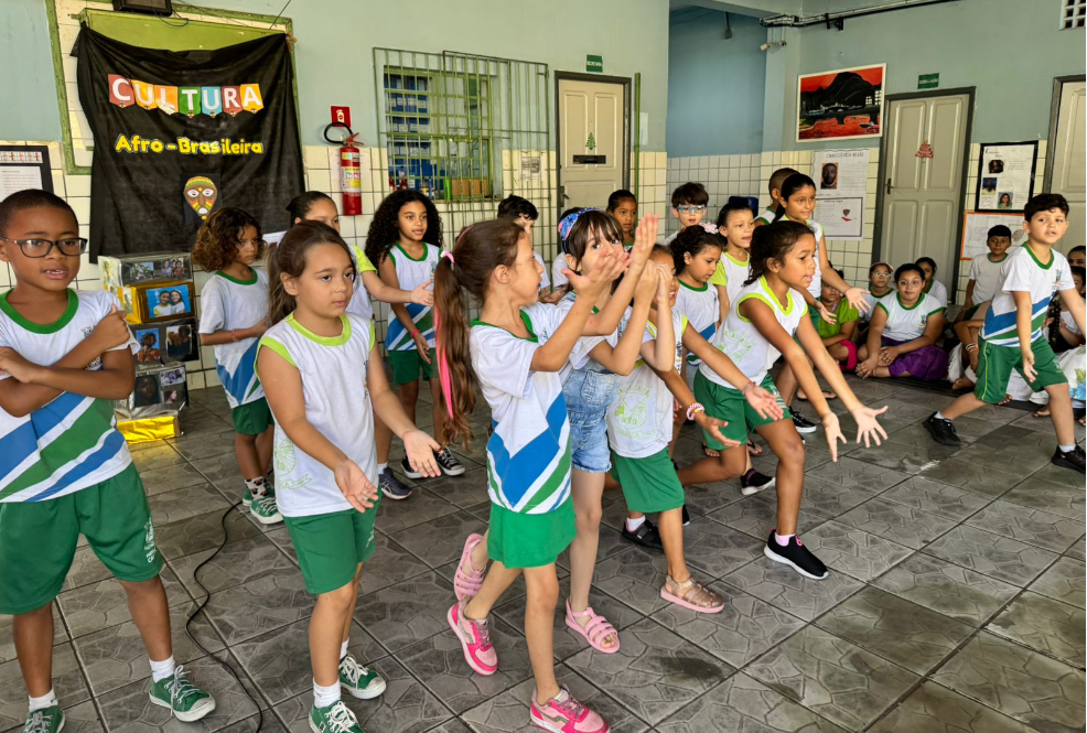 Transição acolhedora: alunos da educação infantil visitam escola onde iniciarão ensino fundamental em 2025