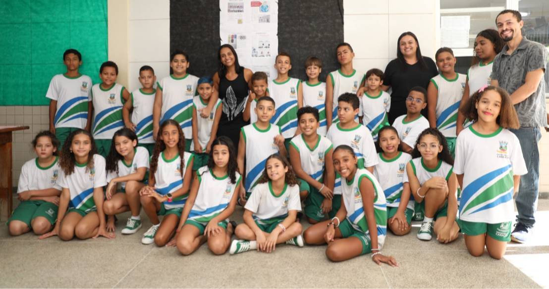 Alunos viram repórteres e aprendem a criar um jornal