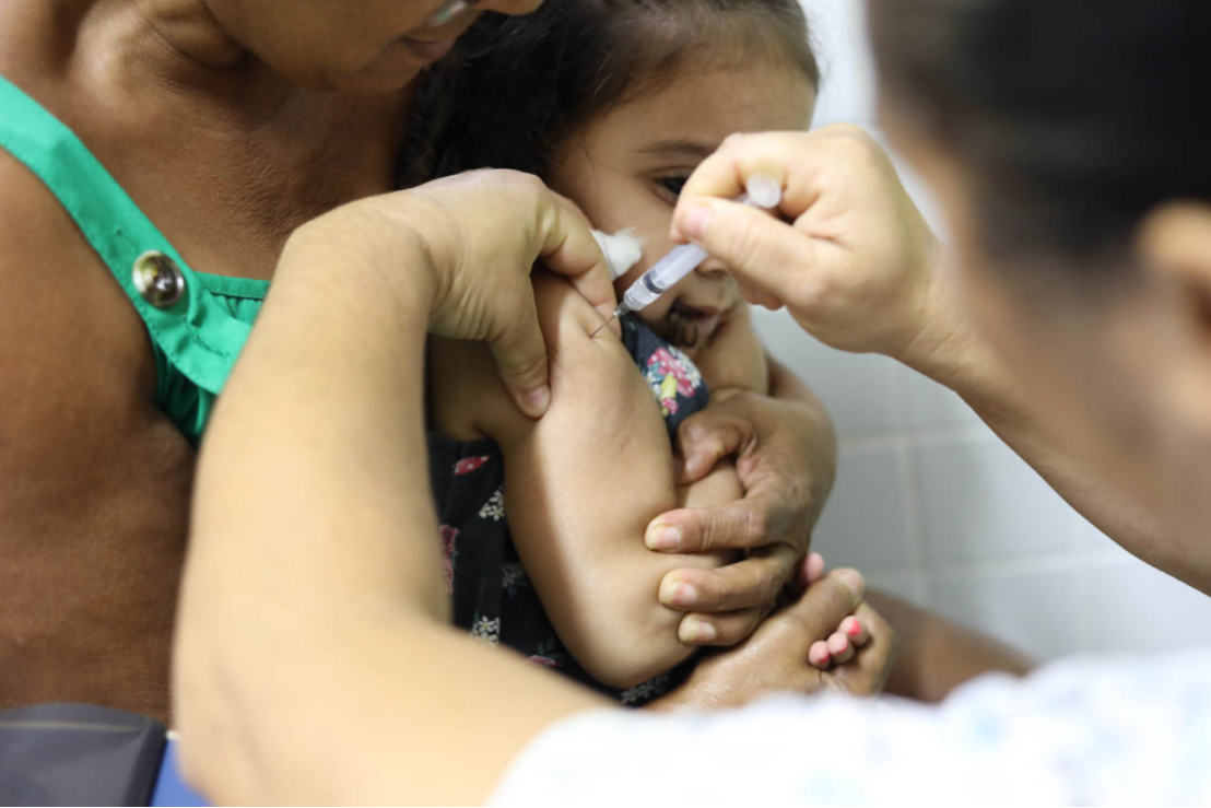 Começa vacinação de alunos nas escolas da rede municipal de Cariacica