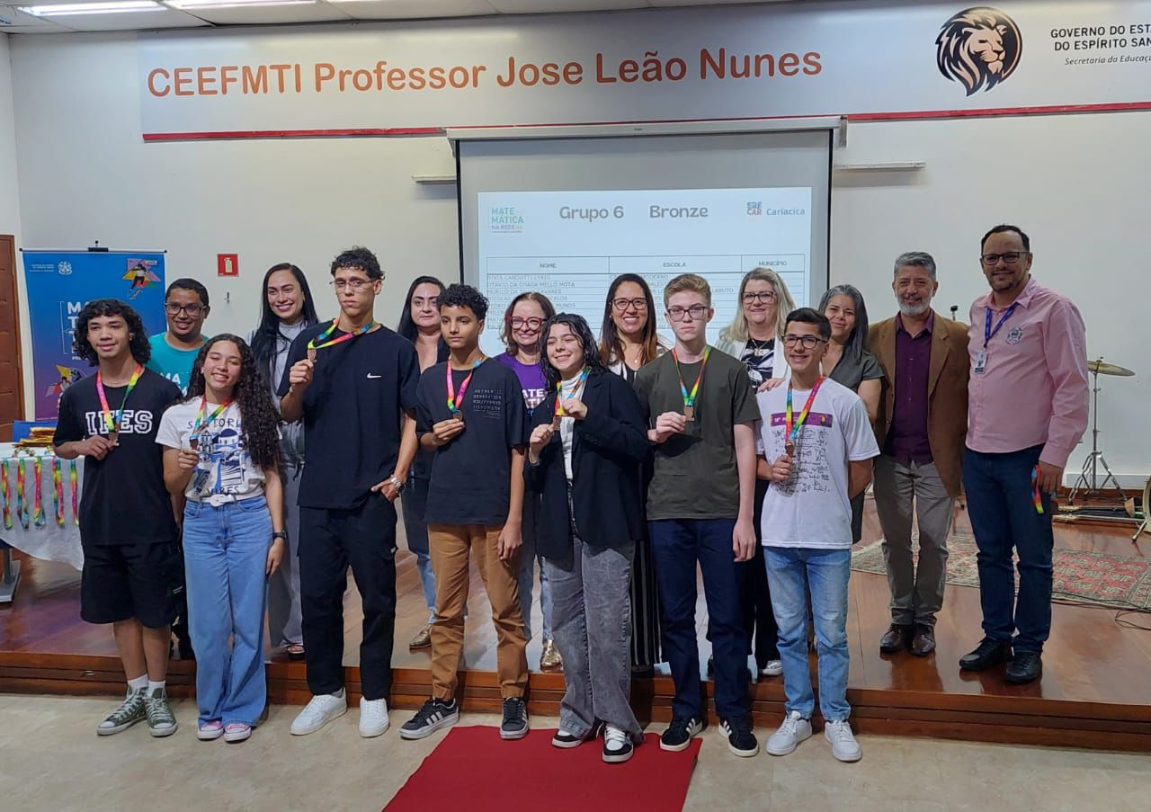 Educação: 15 alunos da rede municipal se destacam na OBMEP 2024 e recebem medalhas