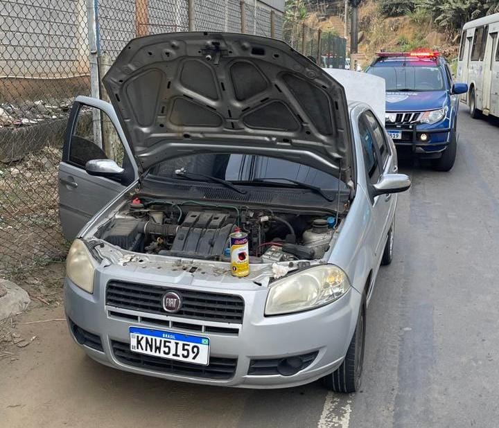 Guarda Municipal de Cariacica recupera veículo clonado e conduz três suspeitos à delegacia