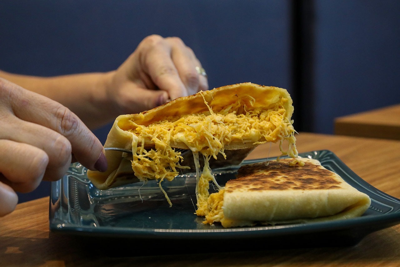 Polo Gastronômico de Vila Palestina ganha cafeteria com tortas, crepes e muitas delícias