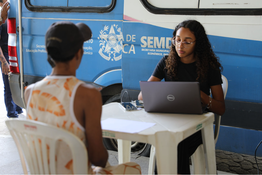 Mutirão de Empregos vai ofertar 1,5 mil vagas no Terminal de Jardim América na próxima terça (15)	