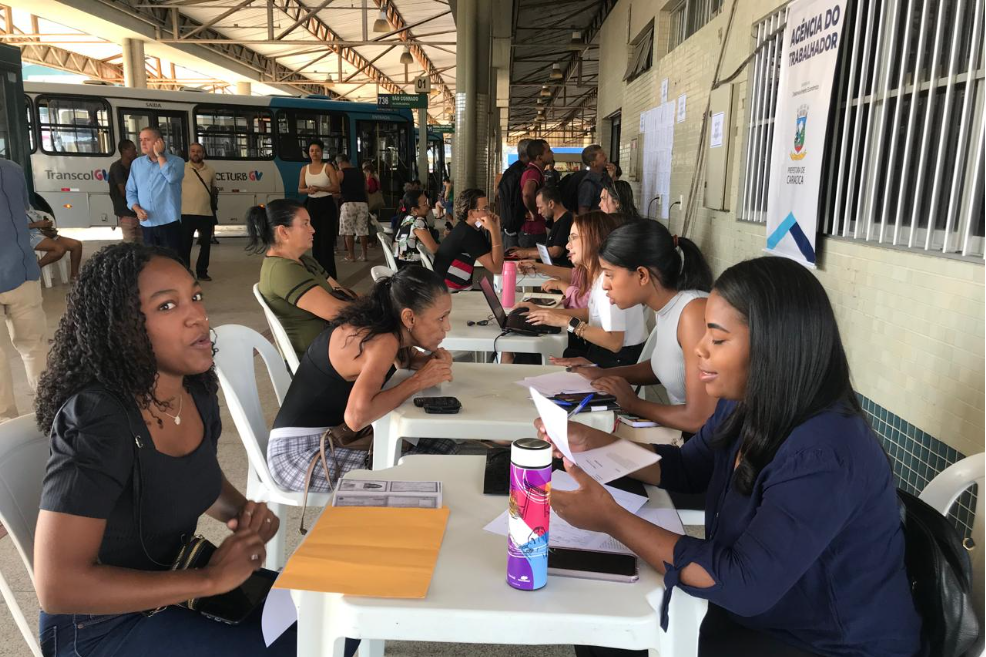 Cariacica encaminha mais de 300 pessoas para o mercado de trabalho durante mutirão de emprego