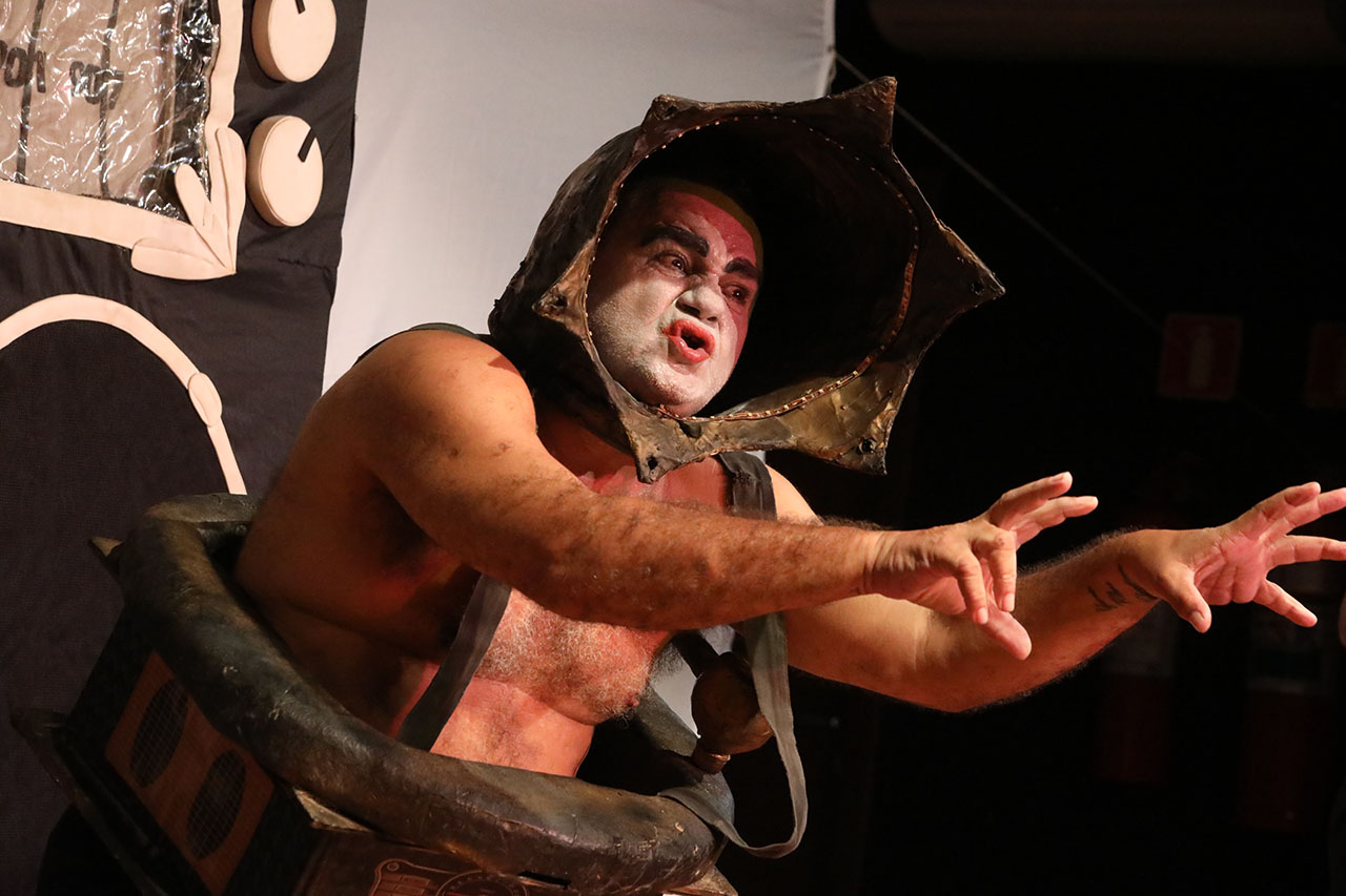 Dia do Artista de Teatro: município ressalta políticas públicas de incentivo e fomento cultural 