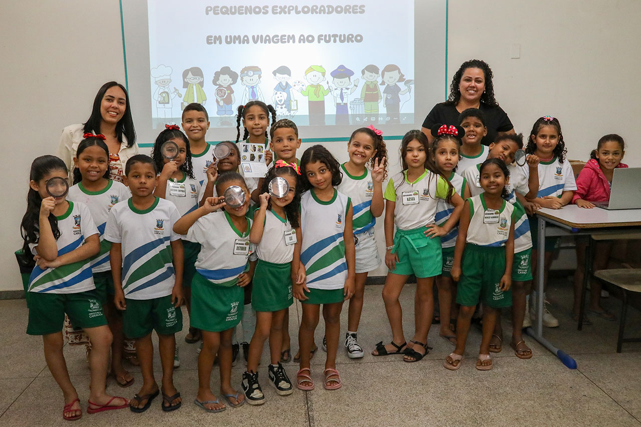 Alunos de Cariacica se veem no futuro com ajuda da Inteligência Artificial