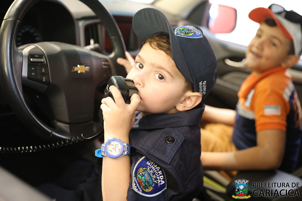De Guarda Mirim a teatro de fantoches: Guarda Municipal e agentes de Trânsito fazem exposição interativa no Shopping Moxuara