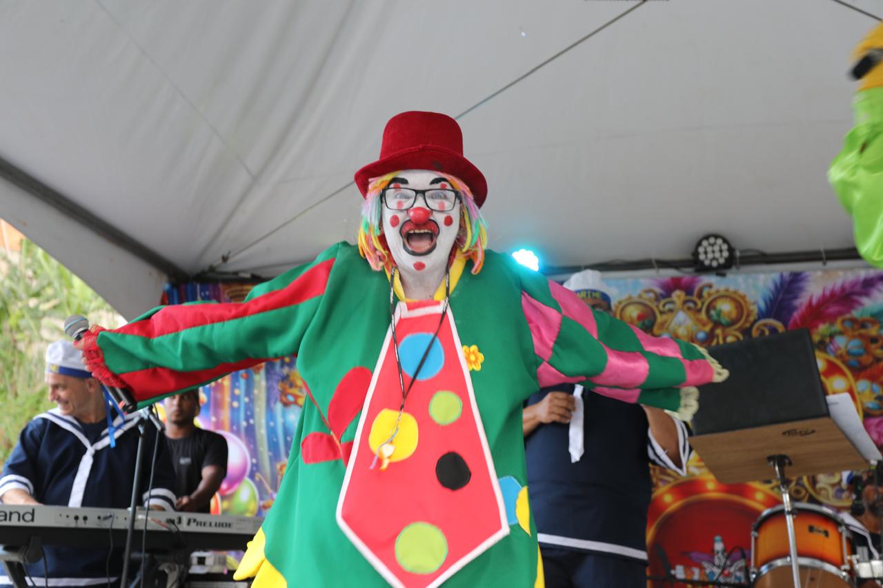 Cariacica + Perto de Você: Trupe Ratimbum anima criançada em Piranema no sábado (30)