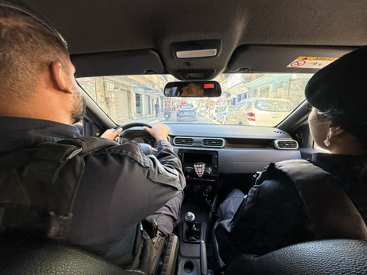 Guarda prende homem procurado por estelionato após reconhecimento facial