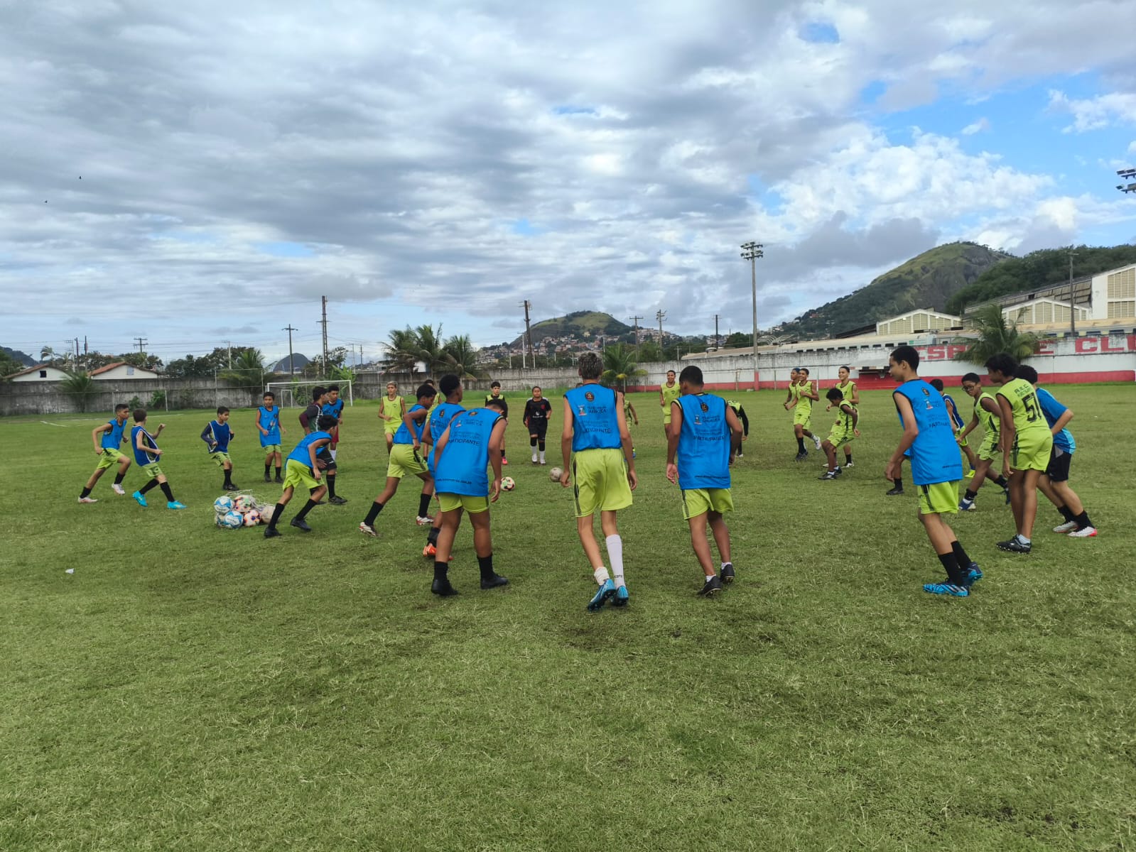 Escolinha de futebol em Itaquari está com 45 vagas abertas; saiba como participar