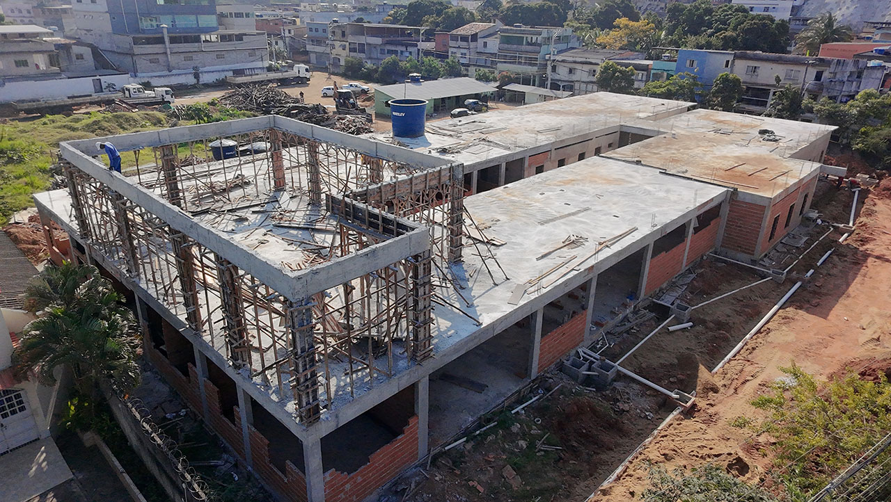 Construção da Unidade de Saúde de Porto de Santana segue na fase de reboco e instalações elétricas