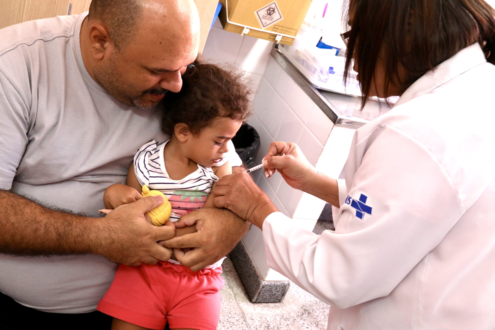 Vacina contra meningite para bebês já está disponível nas Unidades Básicas de Saúde do município