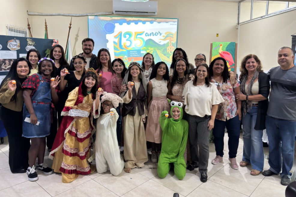 Fábula e virtudes: alunos da Escola Oliveira Castro vivenciam aprendizado criativo e cultural