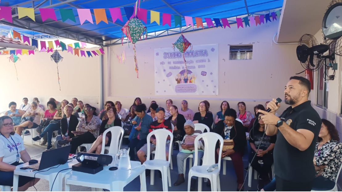 Cariacica promove ação com alertas sobre como prevenir violências contra a pessoa idosa