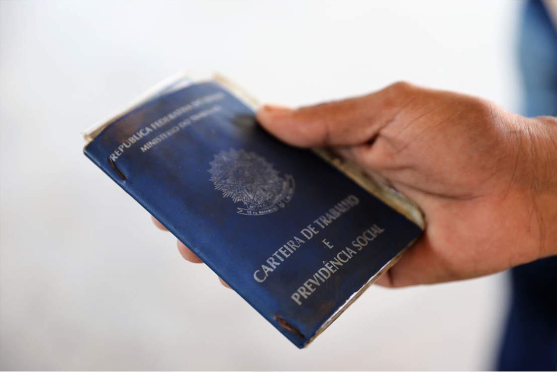 Agência do Trabalhador começa a semana com mais de 850 vagas de emprego 