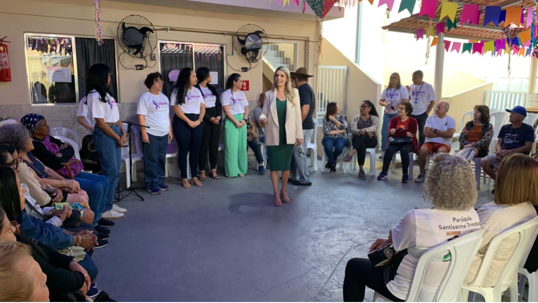 Junho Violeta: Cariacica realiza ações de conscientização de combate à violência contra os idosos