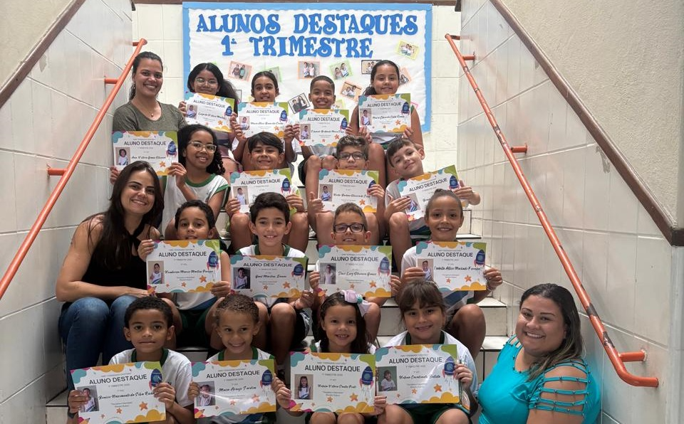 Escola de Cariacica adota o projeto “aluno-destaque” para estimular os alunos na aprendizagem 