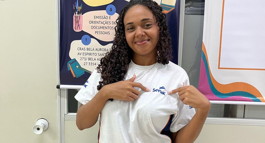 Jovem de Bela Aurora é contratada por empresa após participar de oficina do Mobiliza Cariacica