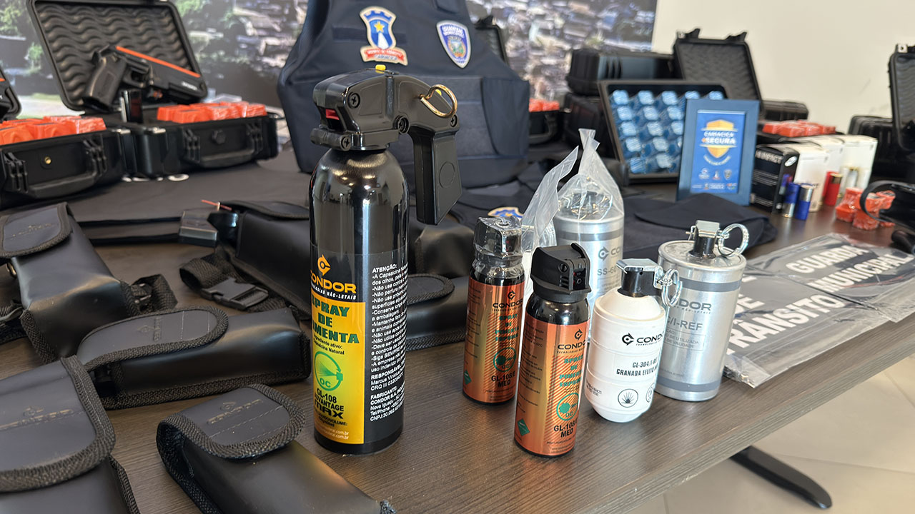 Guarda de Cariacica recebe novos armamentos não letais e reforço no combate à criminalidade