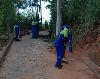 Secretaria de Serviços realiza mutirão de limpeza em diversos bairros neste sábado (15)