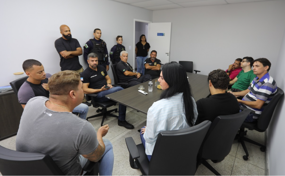 Prefeitura de Cariacica e Polícia Civil fazem operação de fiscalização de descarte irregular de resíduos