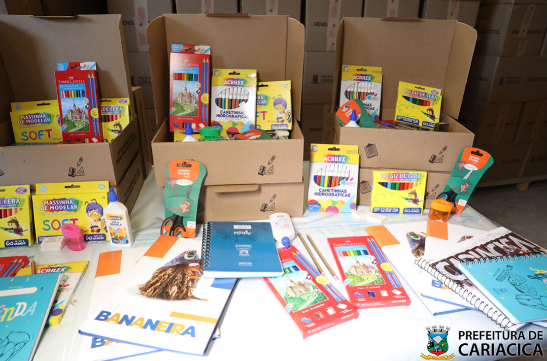 Conheça os kits de material escolar que serão entregues para alunos da rede municipal no 1º dia de aula
