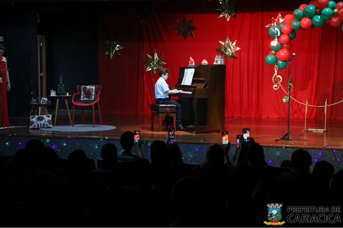 Recital traz magia e tradição do Natal para Cariacica