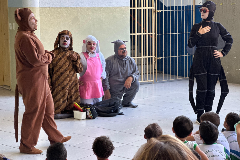 Teatro da Saúde faz sucesso em escolas da rede pública de Cariacica