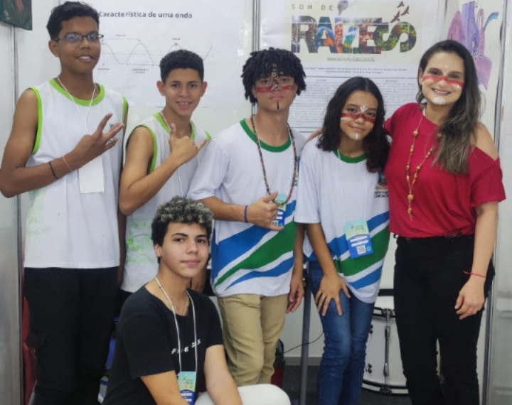 Alunos de três escolas municipais representam Cariacica na VI Feira de Ciências “Gênios de Multigêneros