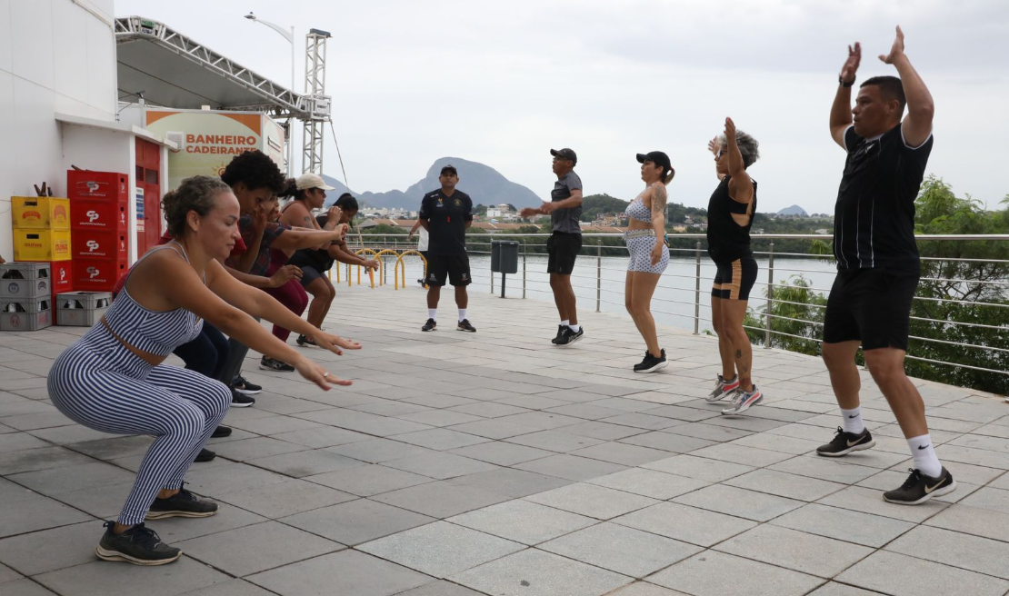 Verão Cariacica 2025: atividade física com bela paisagem na Nova Orla