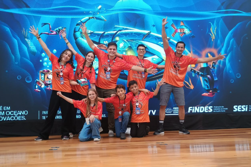 Equipe da escola Talma Sarmento participa de competição internacional de robótica