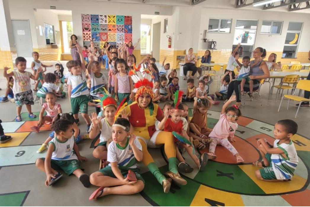 Escola em Alzira Ramos incentiva leitura com programação do Dia do Livro 