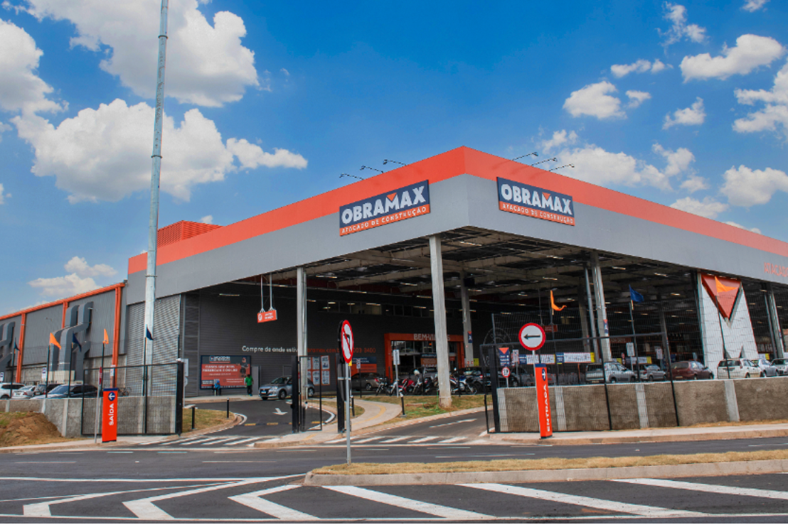 Nova loja da Obramax gera cerca de 200 empregos diretos em Cariacica