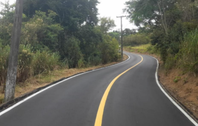 Após recapeamento asfáltico, Cariacica Sede recebe sinalização horizontal