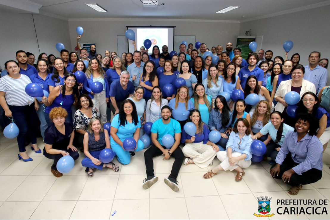 Novembro Azul: servidores da Saúde vestem azul para dar visibilidade à campanha