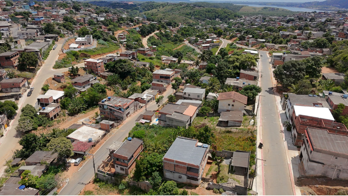 Obras de pavimentação e drenagem em Retiro Saudoso avançam com 75% de conclusão