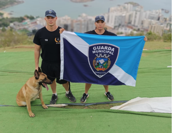 Guardas de Cariacica participam de curso de operações com cães policiais