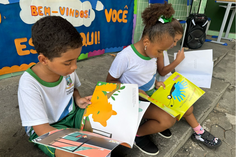 Recreio criativo: longe de telas, alunos aproveitam intervalo para brincar muito