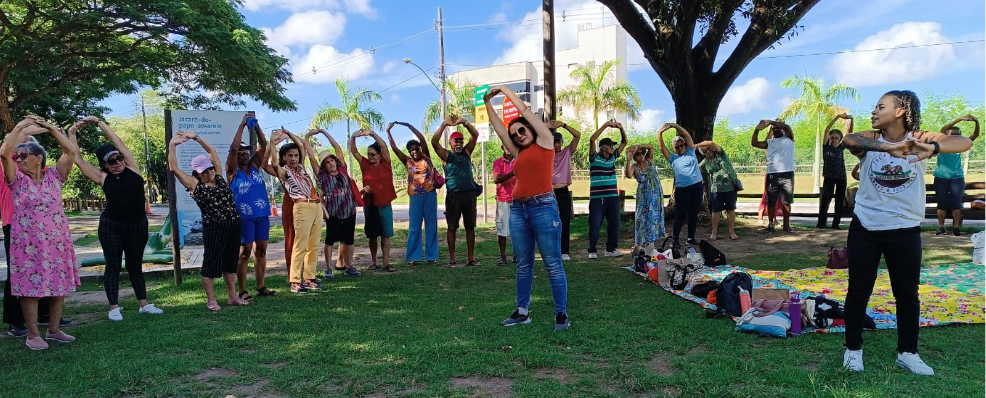 Centro de Convivência de Jardim América leva idosos para um dia no Parque Botânico