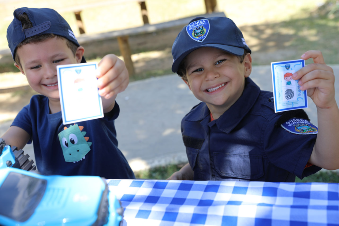 Irmãos se tornam agentes mirins em uma missão especial da Guarda Municipal de Cariacica 