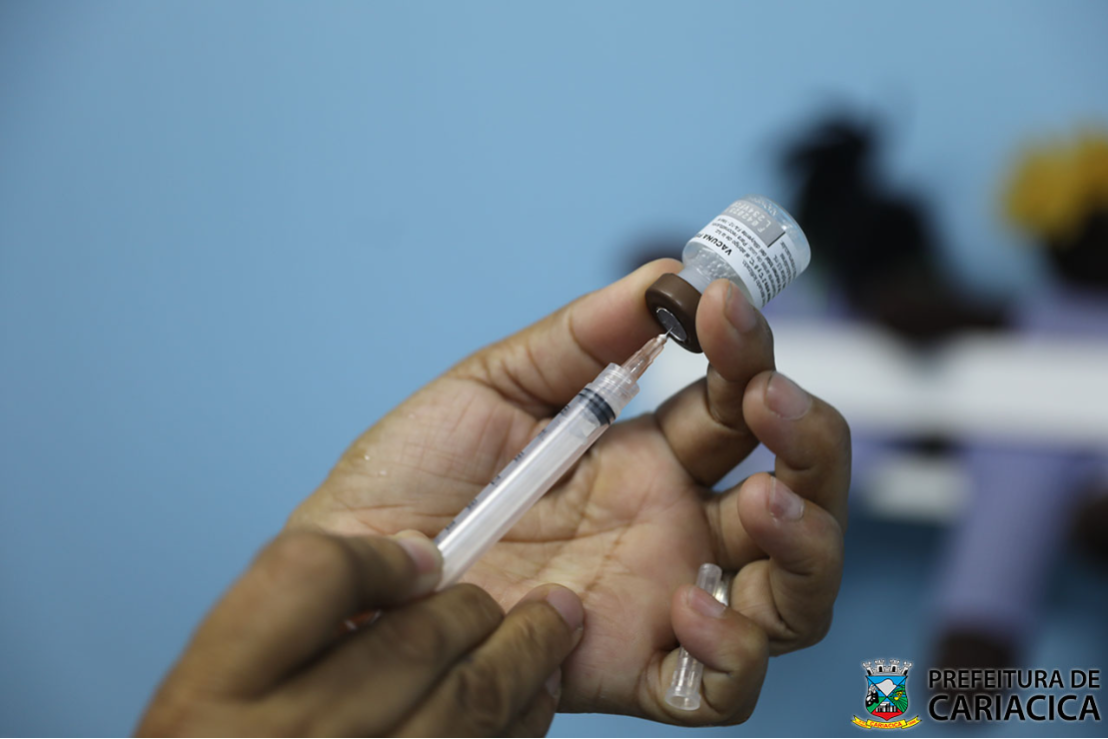 Ação de vacinação em escolas da rede municipal aplica mais de duas mil doses em quatro meses