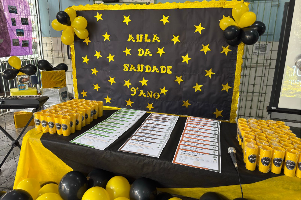 Fim de um ciclo! Alunos do 9º ano participam de “aula da saudade” na escola Stélida Dias