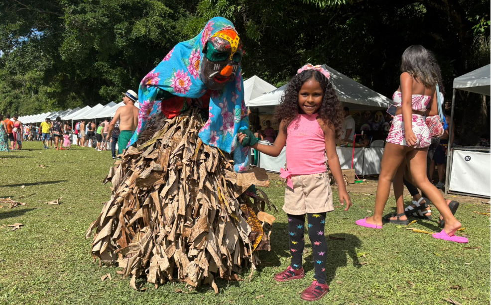 Carnaval de Congo reúne famílias inteiras em Roda D’Água