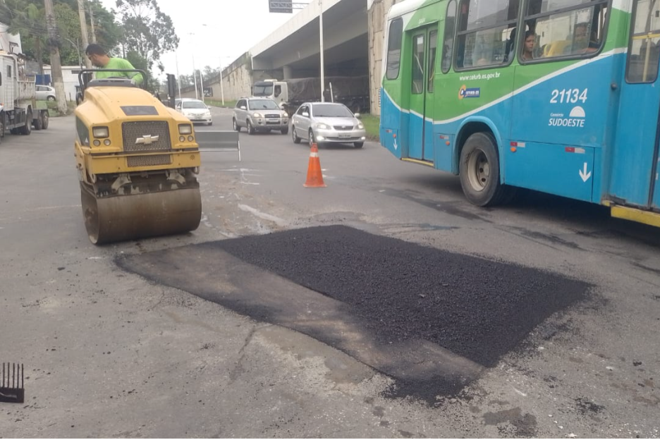 Secretaria de Serviços reforça equipes para operação tapa-buracos