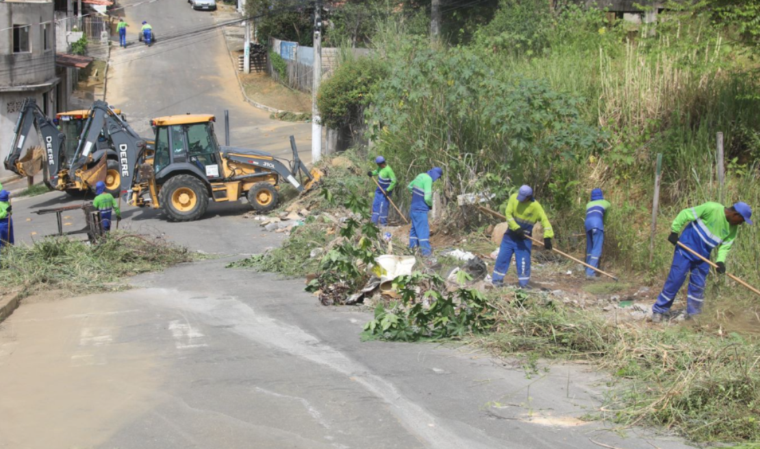 Sábado começa com mega mutirão de serviços no bairro Vila Oásis