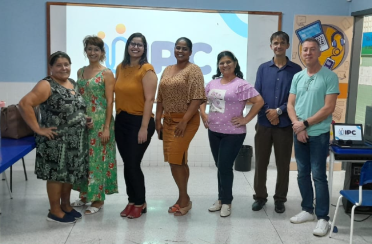 IPC Itinerante tira dúvidas sobre aposentadoria na EMEFTI Deocleciano Francisco da Vitória