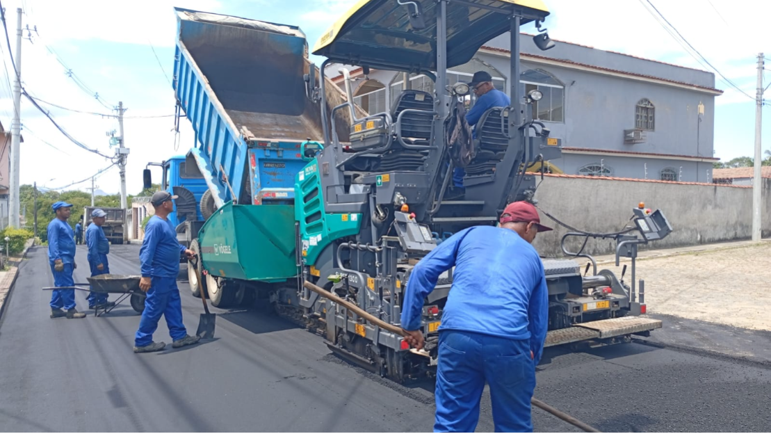 Secretaria de Serviços realiza recapeamento asfáltico em via de Cariacica-Sede