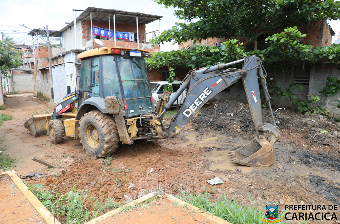 De drenagem a limpeza de canais: mutirão de limpeza é realizado em Mangue Seco 