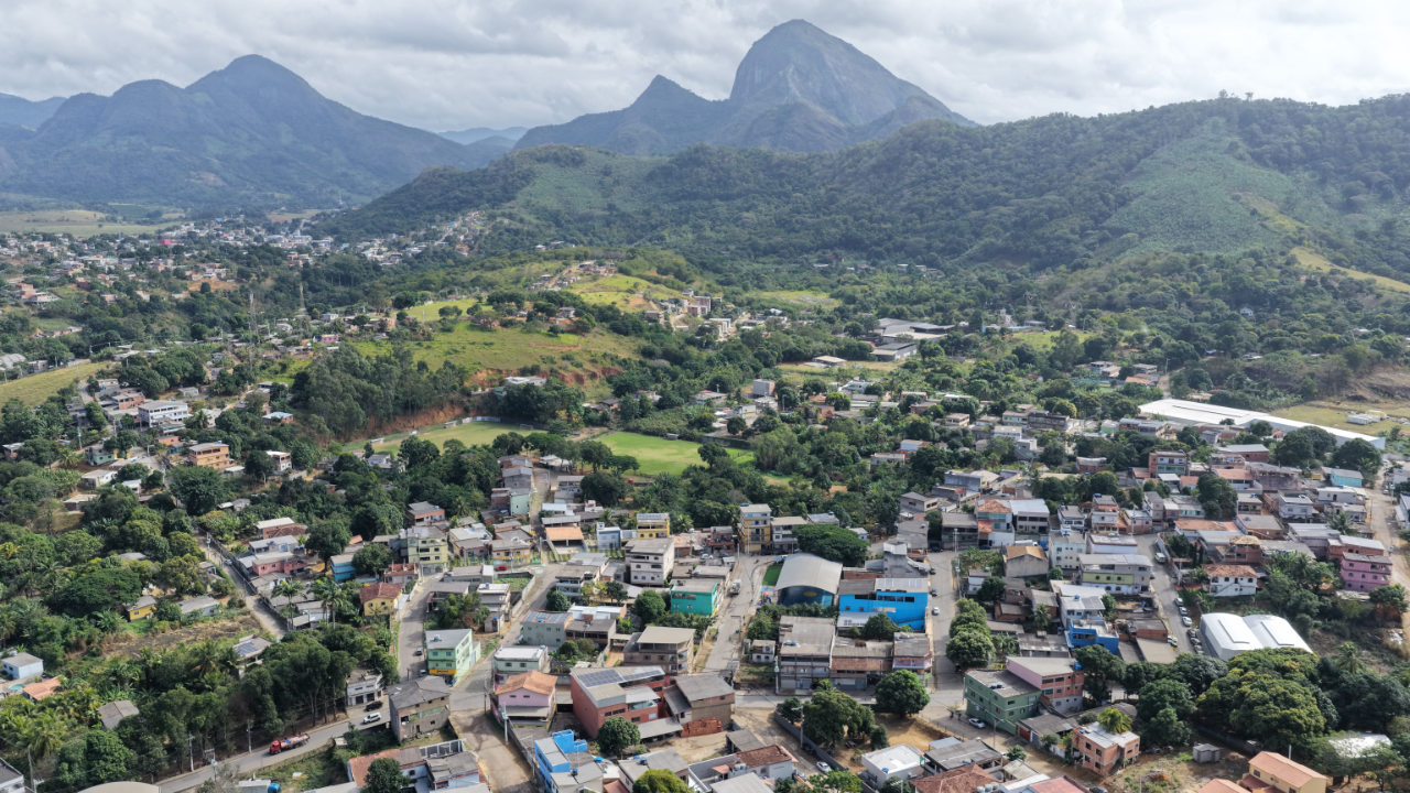 Governo e Prefeitura assinam Ordens de Serviço para obras em Piranema e Novo Horizonte