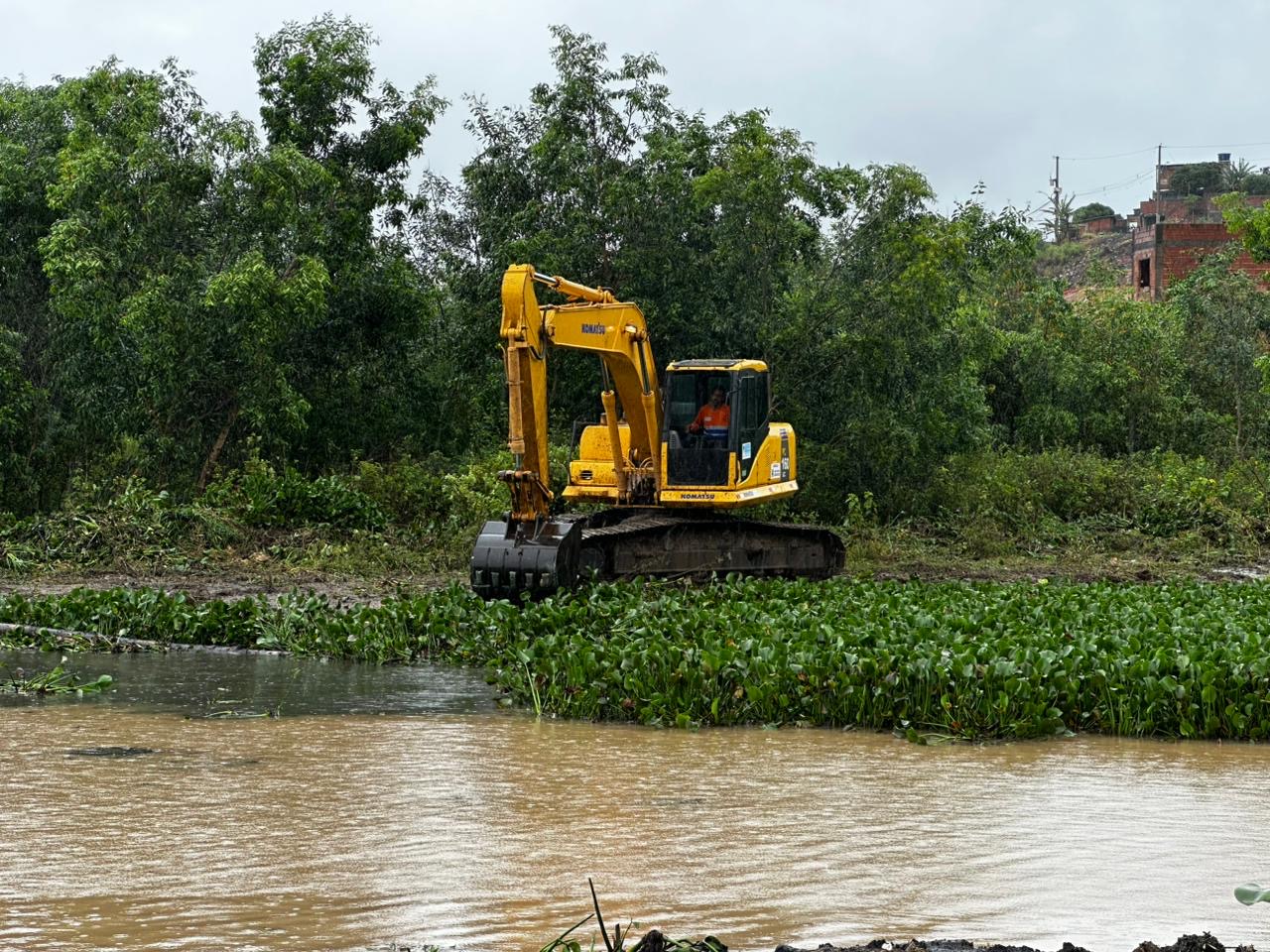 Prefeitura de Cariacica intensifica ações preventivas diante da grande quantidade de chuva no município